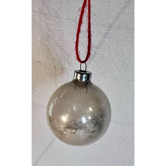 Mixed Lot of 11 Vintage Christmas Ornaments Shiny Brights & Others - Picture 7 of 11